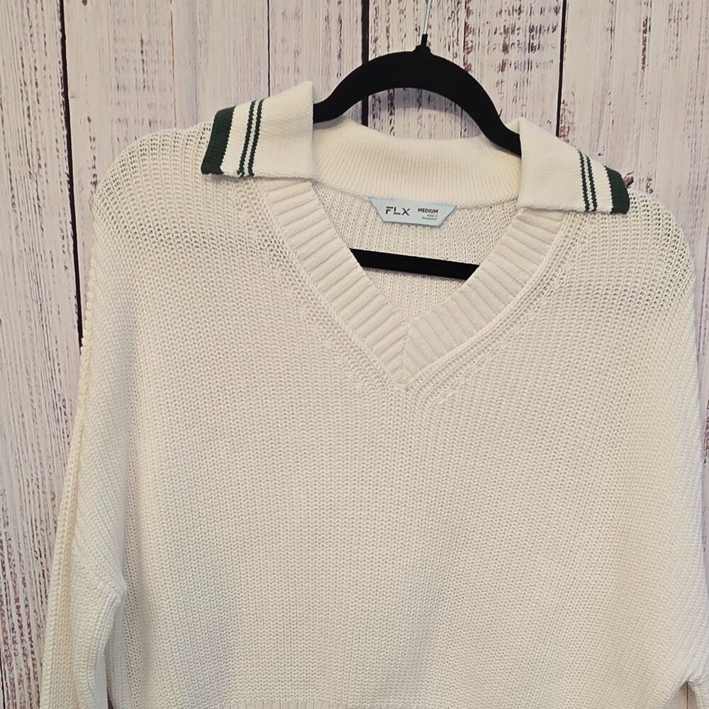 Women's collared polo sweater white w/hunter green trim detail